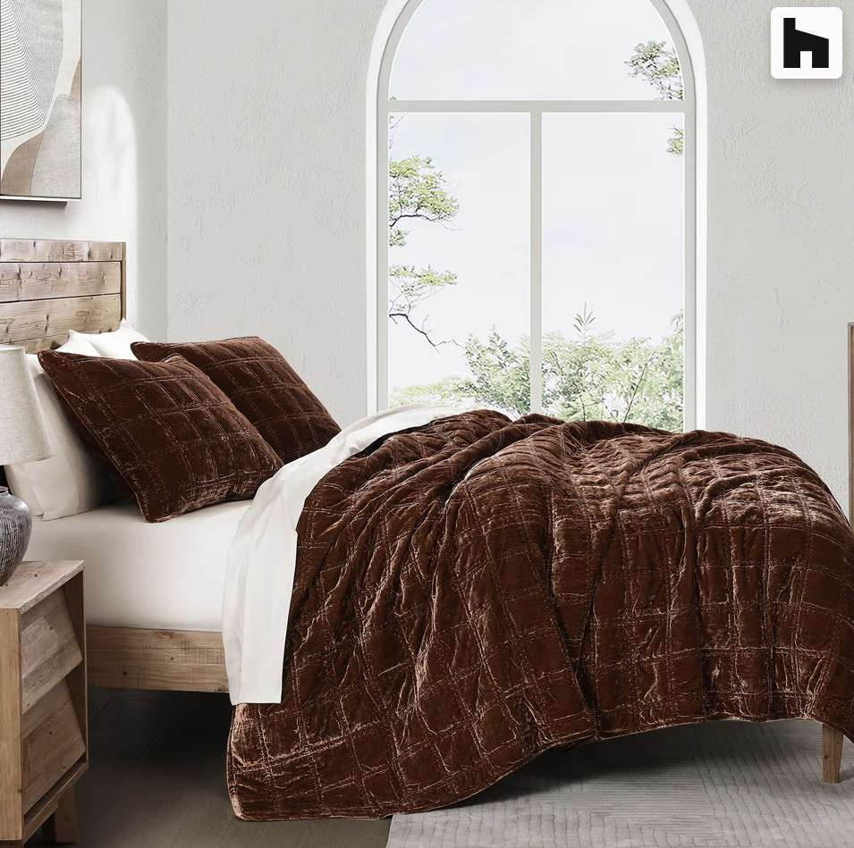 Stella Faux Silk Velvet Double Box Stich Quilt Set